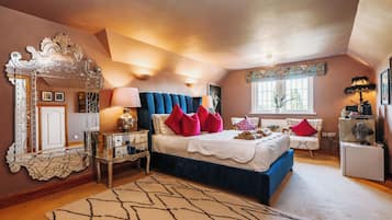 Superior Double Room, Park View | Blackout drapes, free WiFi, bed sheets