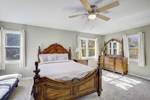 3 bedrooms, free WiFi, bed sheets