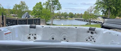 Luxury Lakefront 6-Bed Home in Norton Shores with Pool, Hot Tub, Video Games