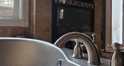 Spacious 5-bedroom house in terrific Sturgis 1 miles to main, fitness room, WiFi