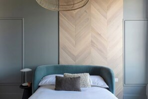 3 slaapkamers, een strijkplank/strijkijzer, wifi, beddengoed