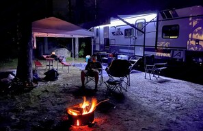 Property grounds - Ready for adventure? Hit the road, camp in comfort! (East Nassau)