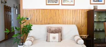 PP06 - Porto Potenza, comfortable three-room apartment a few steps from the sea