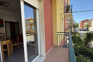 Exterior detail - P061 – Porto Recanati, spacious and comfortable four-room apartment (Porto Recanati)