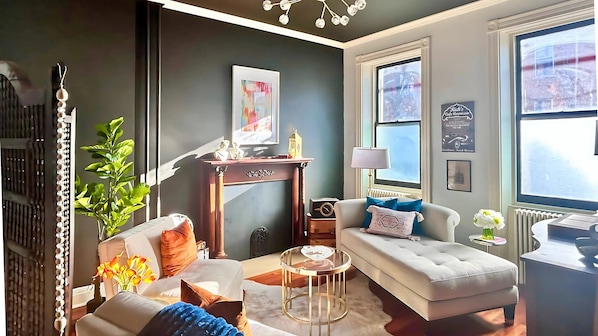 Smart TV, books, music library, stereo