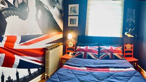 5 bedrooms, in-room safe, desk, iron/ironing board