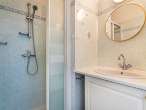Towels - Les Mimosanes by Interhome (Bormes-les-Mimosas)