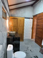 Luxury Villa, Partial Sea View | Bathroom