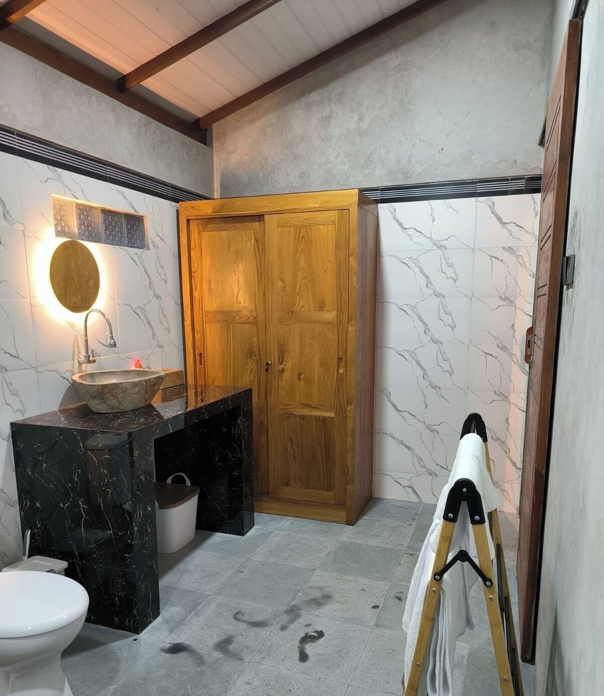 Luxury Villa, Partial Sea View | Bathroom