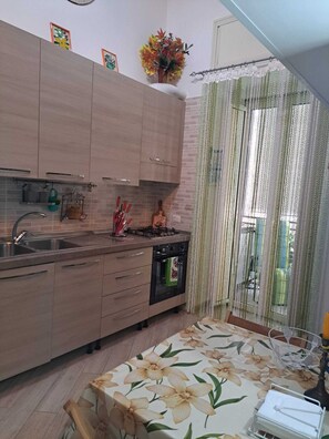 Mikrowelle, Ofen, Herdplatte