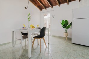 Dining - Caribbean Corner Home "Tropical" (Savaneta)