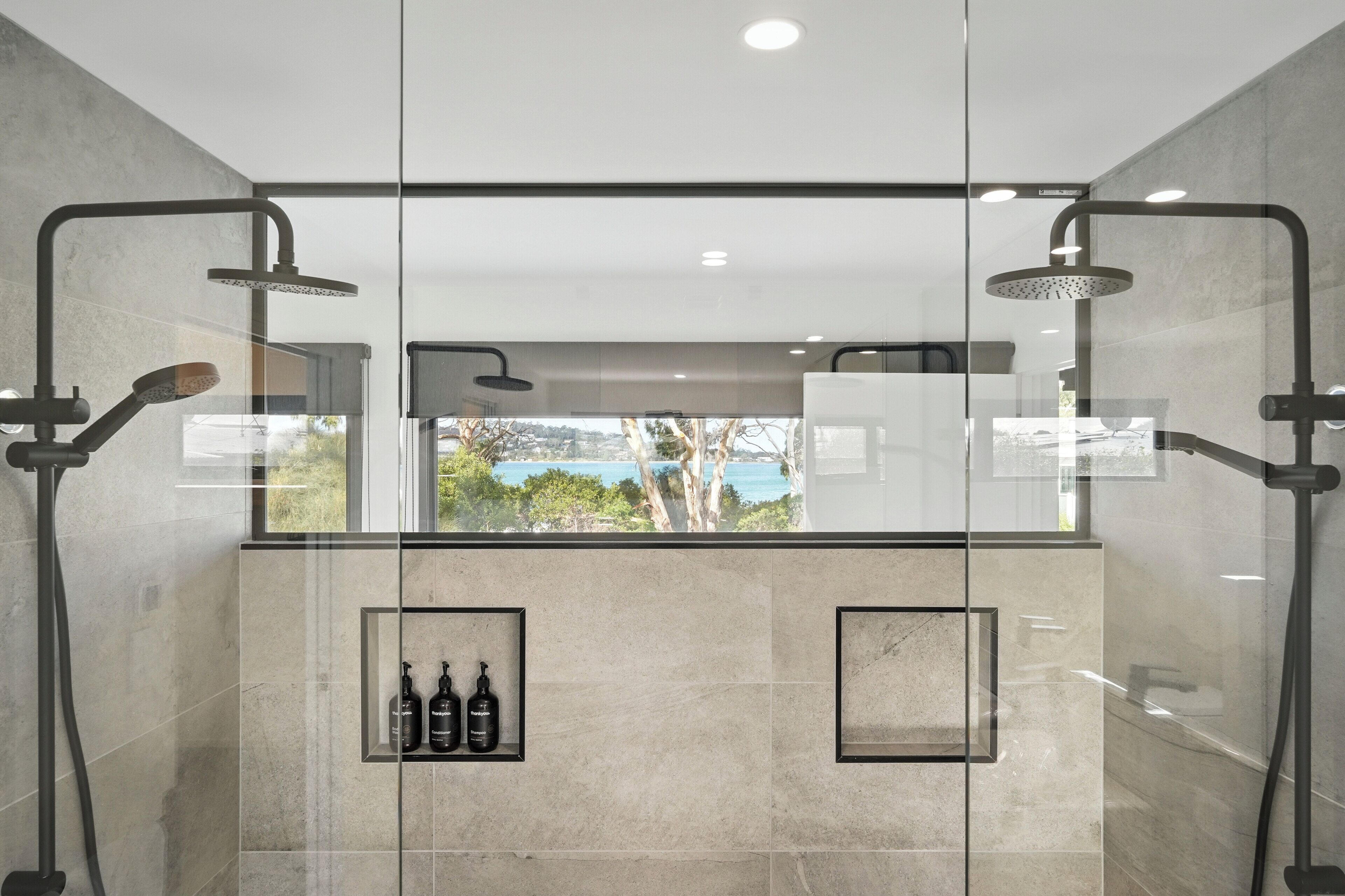 Luxury House, Beach View | Bathroom | Towels
