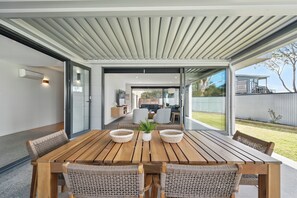 Luxe huis, uitzicht op het strand | Dineerruimte