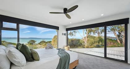 Beautiful Balook - 3 Bedroom Beach House