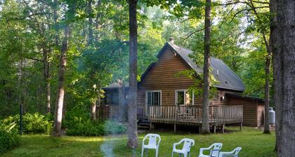 Private Cabin - 5 acres - near Hinckley Casino!