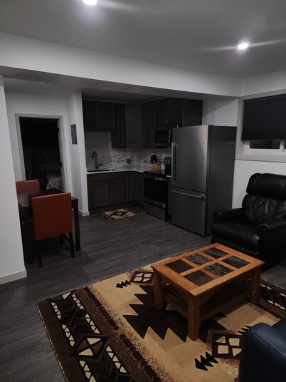 Cozy Hardin Hideaway -Great Fishing, Historic Sights and Modern Comforts.