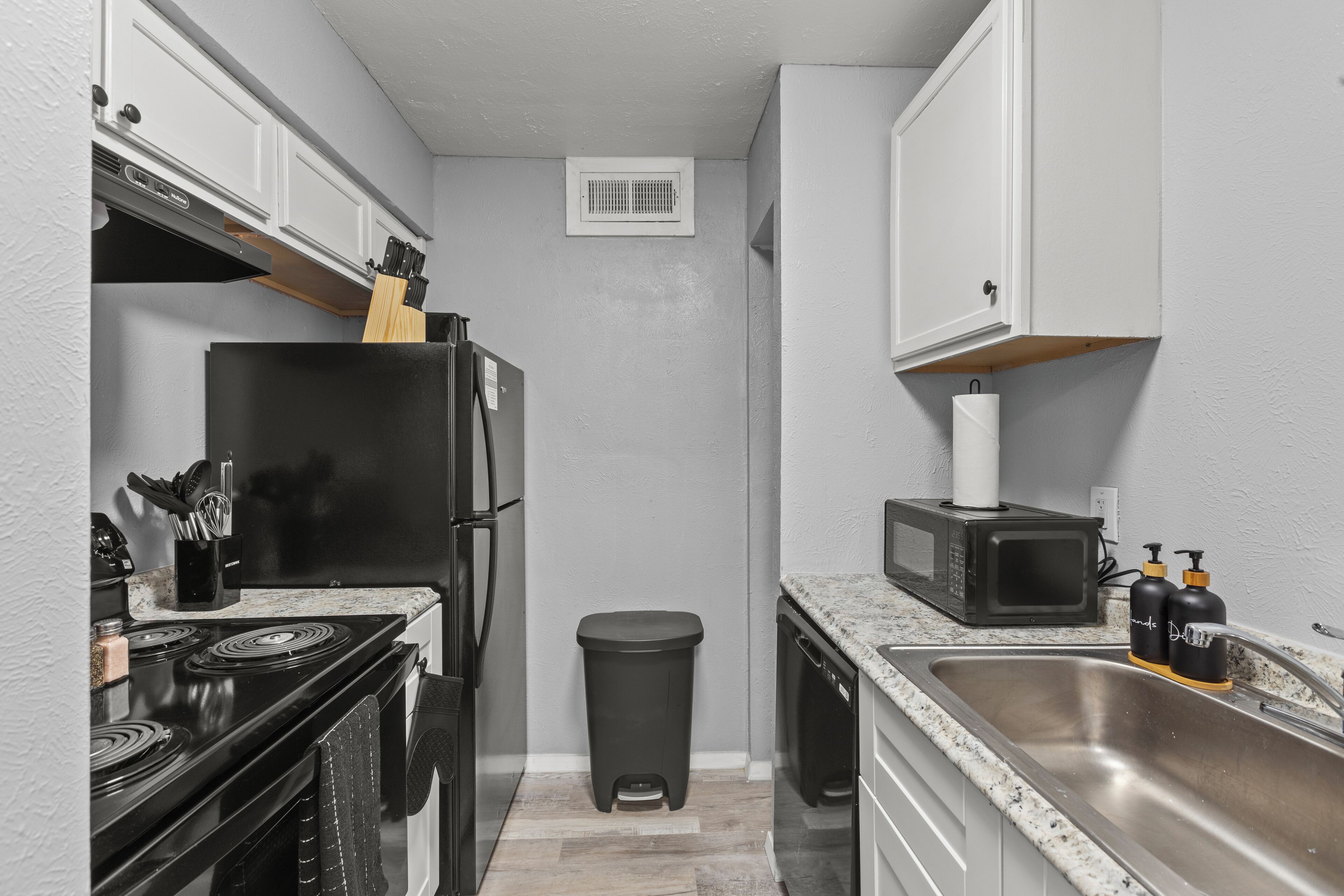 Microwave, oven, stovetop, dishwasher