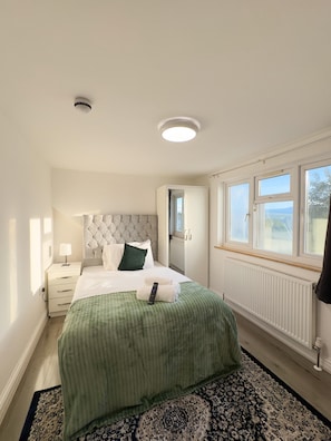 Classic Double Room, Shared Bathroom, City View | Memory foam beds, individually decorated, individually furnished, desk - Heathrow Lodge B&B (Hayes)
