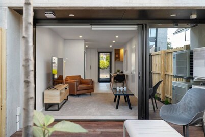 Stylish Stay – Heart of the CBD