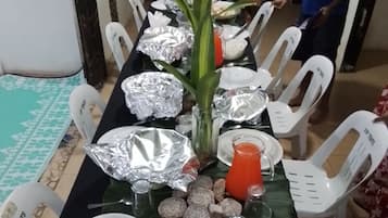 Phòng tập thể, 1 phòng ngủ, hút thuốc, ban công | Khu ăn uống
