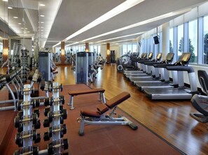 Fitness facility - Iconic Burj View Studio | Balcony + Mall & Pool (Dubai)