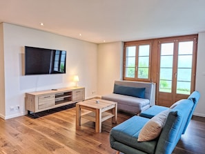 TV - Chalet Adlerhorst EG by Interhome (Grindelwald)