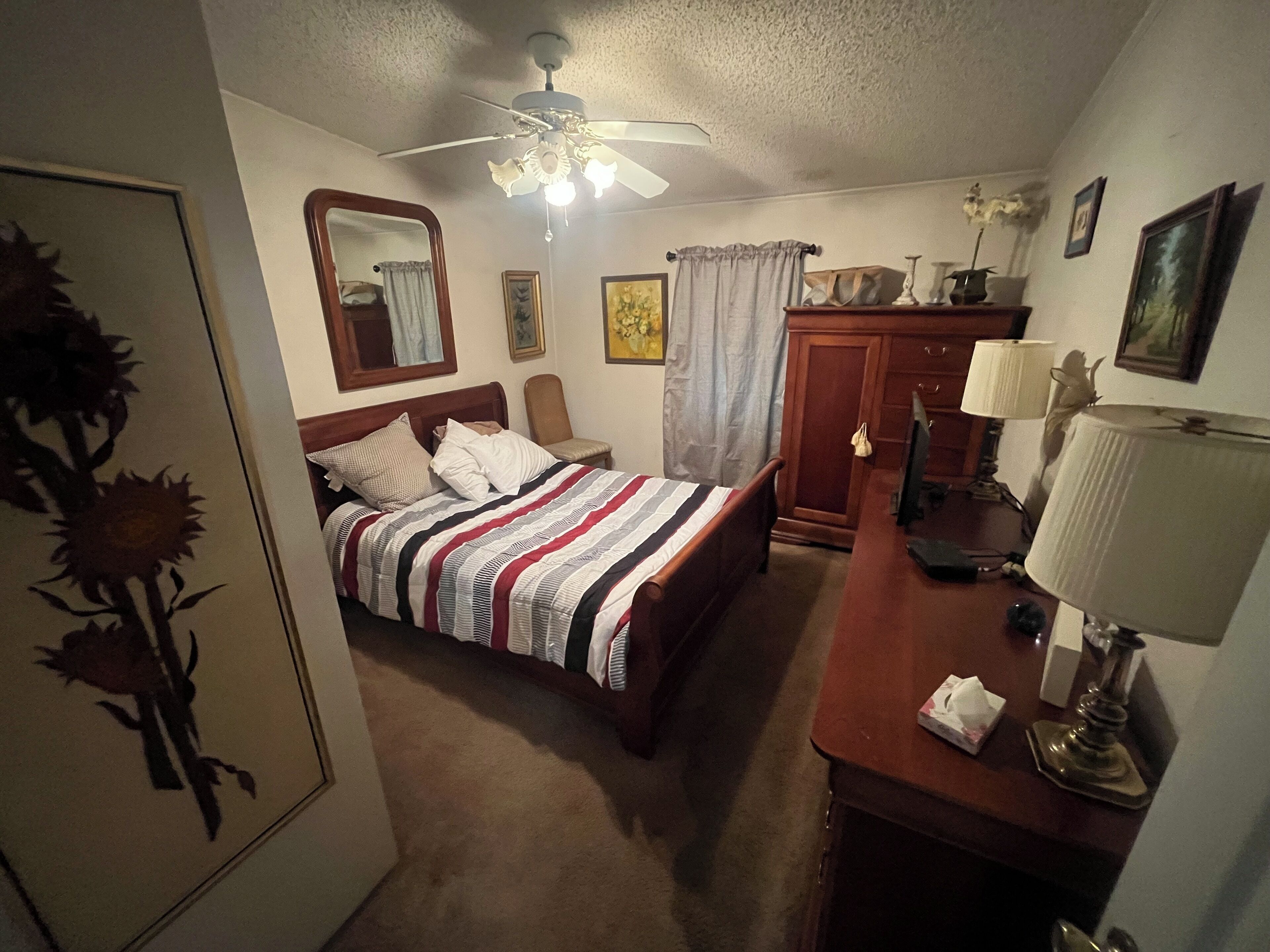 3 dormitorios, tabla de planchar con plancha, wifi gratis y ropa de cama