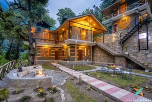 Exterior - Zostel Homes Tirthan - Gushaini (Banjar)