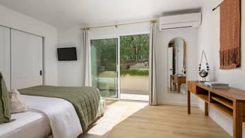 1 soveværelse, skrivebord, strygejern/strygebræt, weekendseng