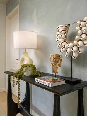 Unclassified image, 5 of 26, button