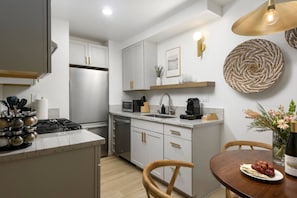 Fridge, microwave, oven, stovetop