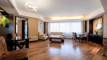 1 bedroom, desk, laptop workspace, free WiFi