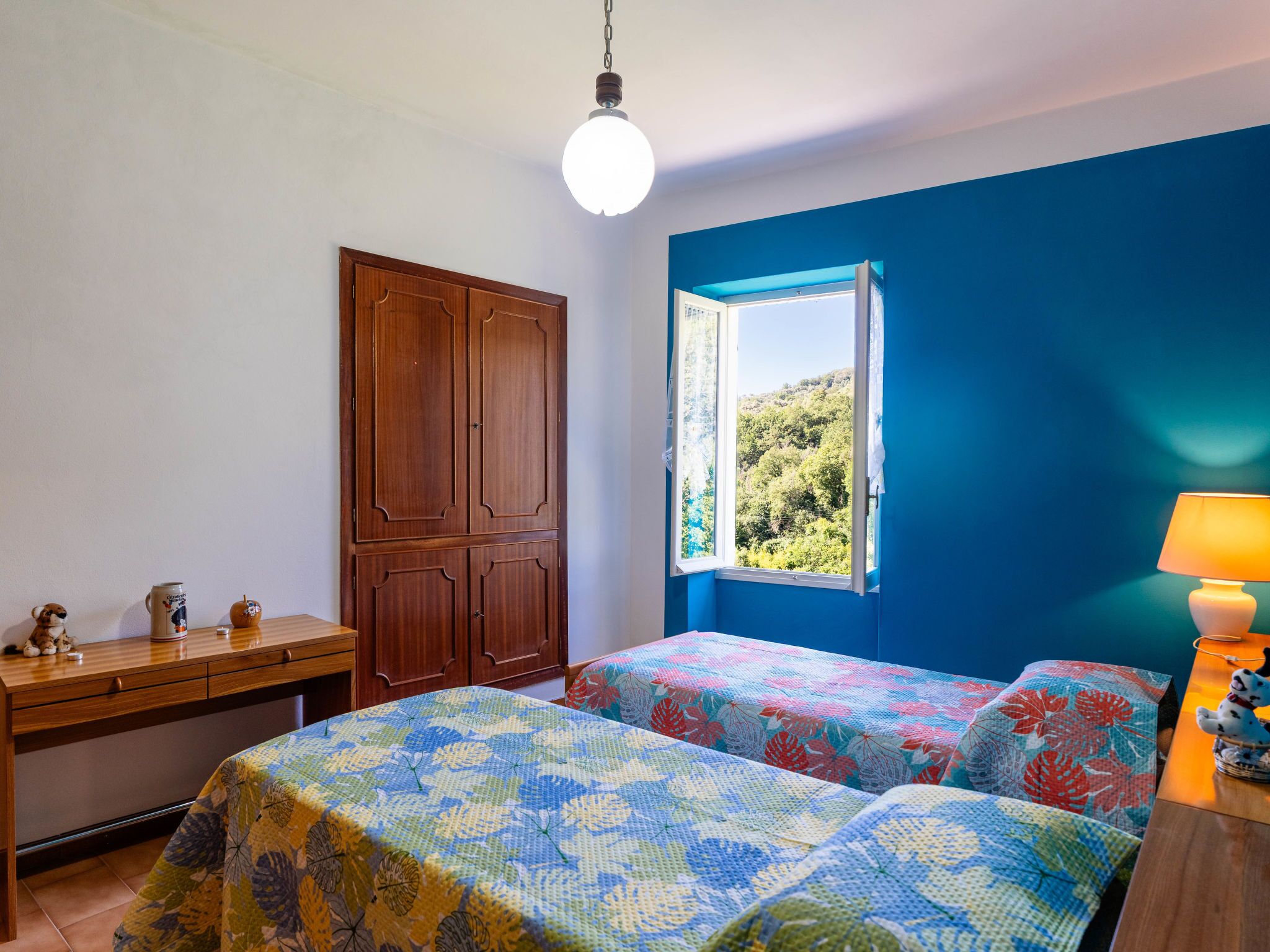 2 室のベッドルーム、インターネット