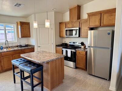 Charming 2-bedroom townhome with WiFi, AC in East San Luis, AZ.