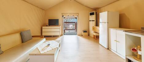 Basic Room, 1 Bedroom (3 Bong (Glamping/Private BBQ)) | 1 bedroom, free WiFi