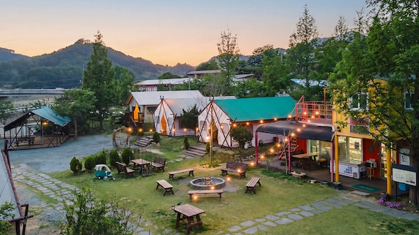Exterior - Chungju Palbong Glamping (Chungju)