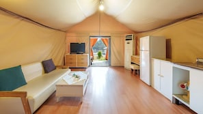 Exterior - Chungju Palbong Glamping (Chungju)