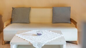 Basic Room, 1 Bedroom (3 Bong (Glamping/Private BBQ))