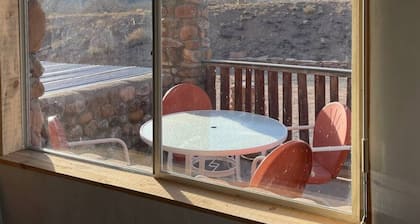 La Bonita ~ Sweet Abiquiu Guest Cottage