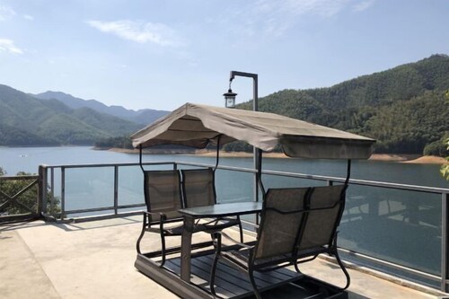 Huangshan zhihuanyunxiu light luxury holiday