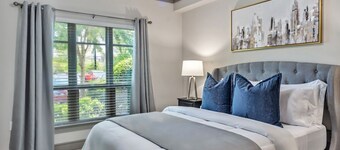 Chic 1-bedroom apartment with fitness room, WiFi in vibrant Raleigh