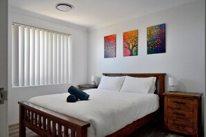 4 habitaciones, wifi gratis, ropa de cama y acceso para silla de ruedas 