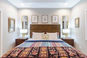 3 quartos, ferros/tábuas de passar roupa, Wi-Fi, roupa de cama