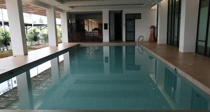 Zen66 Roxy Serviced Apartment