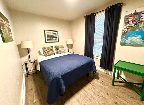 2 bedrooms, iron/ironing board, WiFi, bed sheets