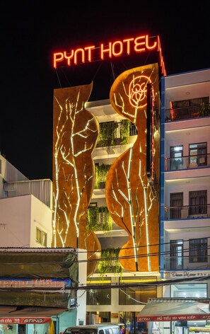 Overnatningsstedets facade