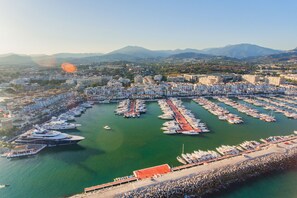 Marina - Luxury Jardinana Lotus 700m To Beach (Mijas)