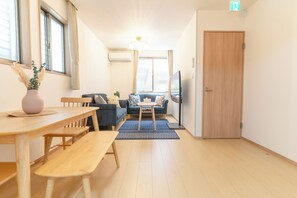 Interior - NEW OPEN ] Comfortable new house stay! 2-minute walk from Bentencho Station / Less than 30 minutes to Expo/USJ / 2 train lines (大阪市)