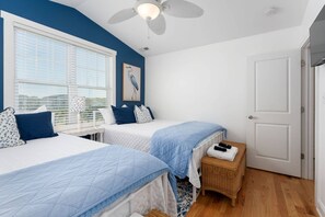 Unclassified image, 2 of 49, button