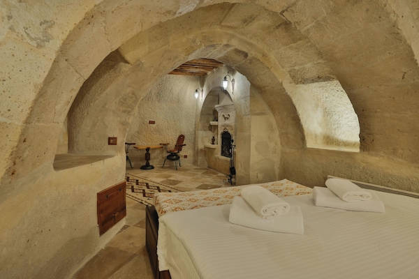 Habitación Premier | Ropa de cama de alta calidad, escritorio, sistema de insonorización